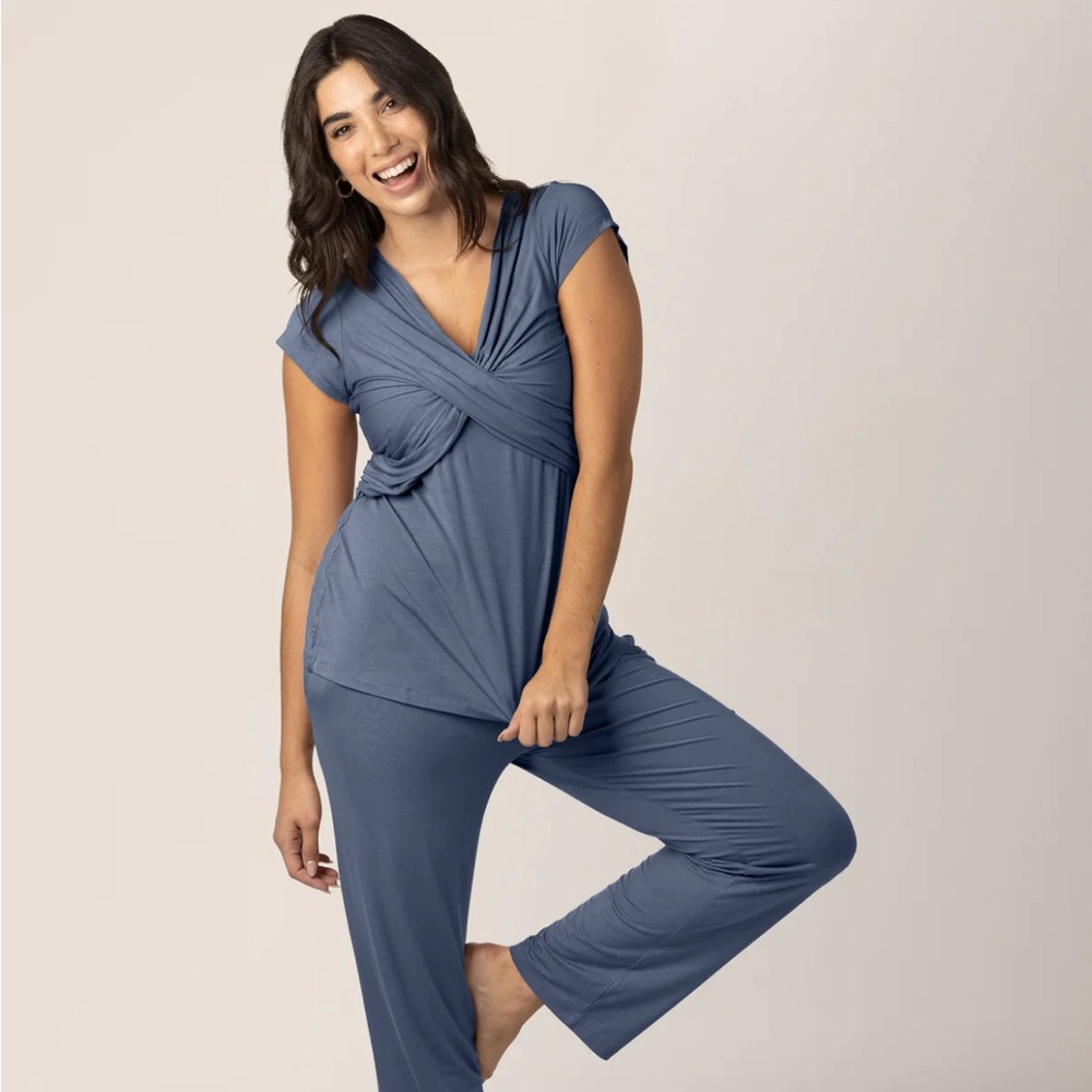 Kindred bravely Davy Maternity & Nursing Pajama Set